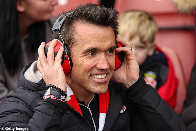 Rob McElhenney Makes Fresh Bid to Lure Gareth Bale to Wrexham for Next Season’s Campaign